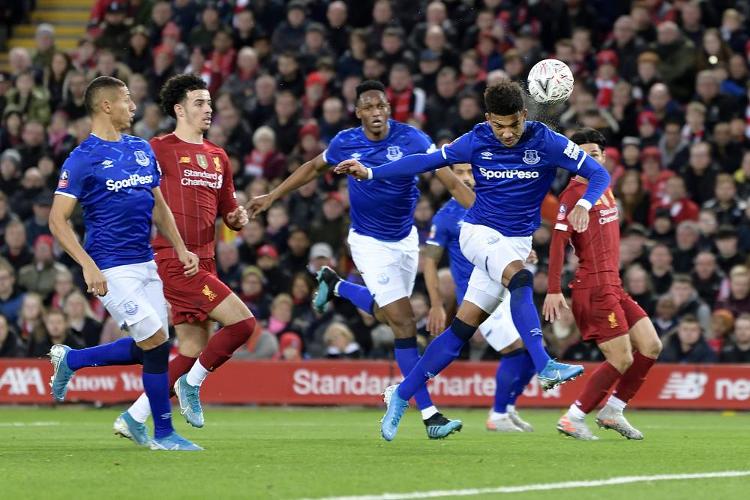 新援上来第一脚就进球