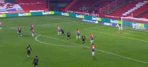 贝恩：扭转局面感谢艾萨克，关键时刻站出来因我只在乎赢球