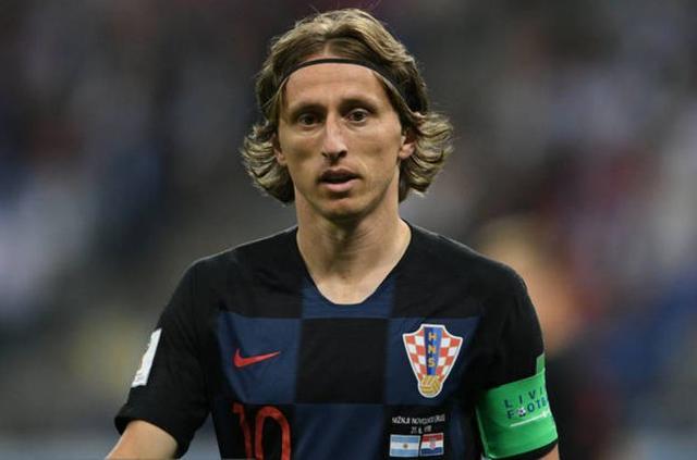 法甲战报：贝尔克迪姆破门制胜，昂热1-0战胜尼斯